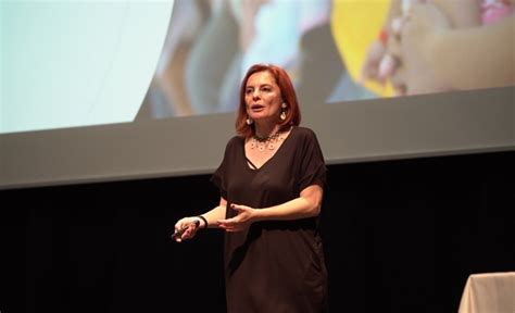 Anne Çocuk: Çocukların Özgüvenini Geliştirme Yöntemleri