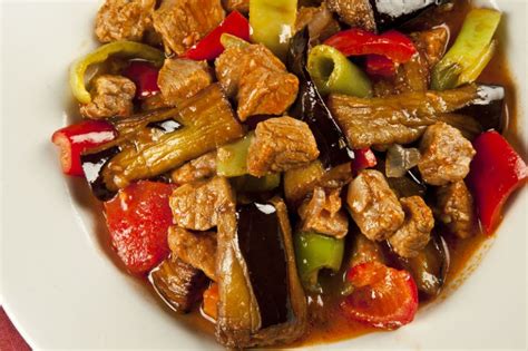 Yemek Tarifi Sektöründe Yenilikler ve Trendler